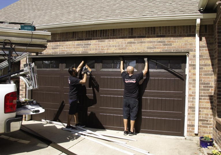 The Definitive Guide to Garage Door Repair Essentials!